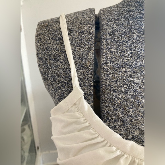 1950’s white Marilyn Monroe wiggle dress - Picture 3 of 4